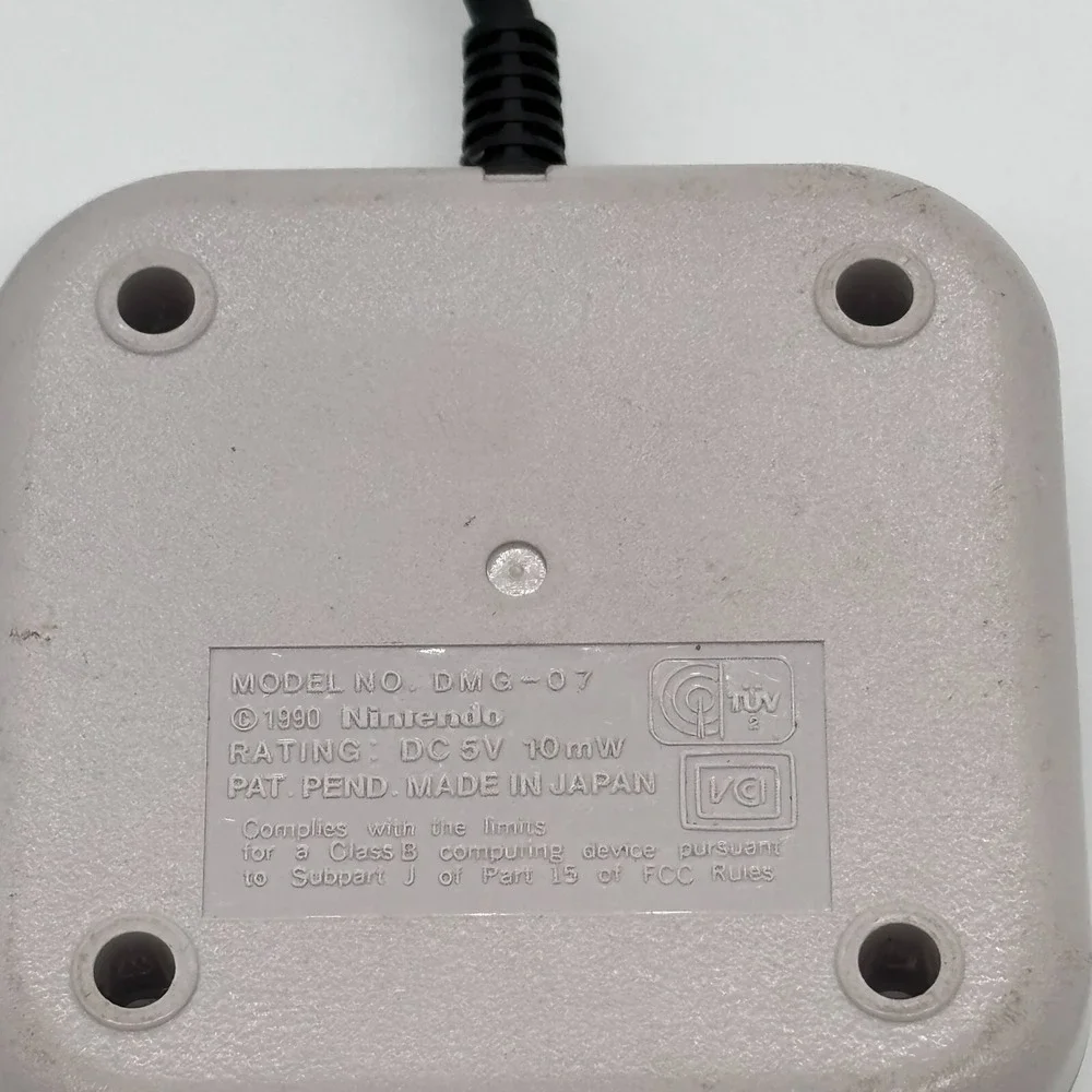 Nintendo GameBoy DMG 07‎  Four Player Adapter Class B Computing Device Grey